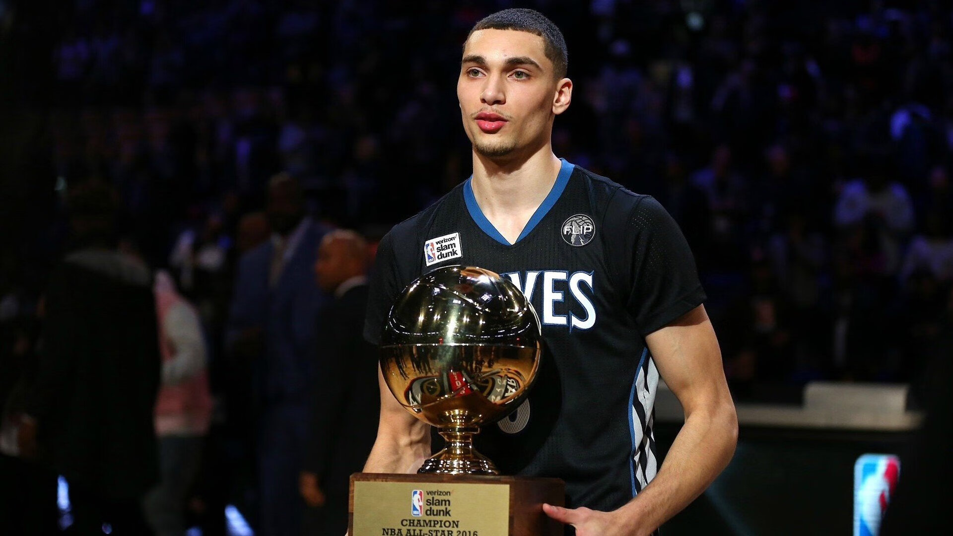 开云官方-_勇士三分狂潮席卷全场，创赛季纪录！_，勇士队史三分记录