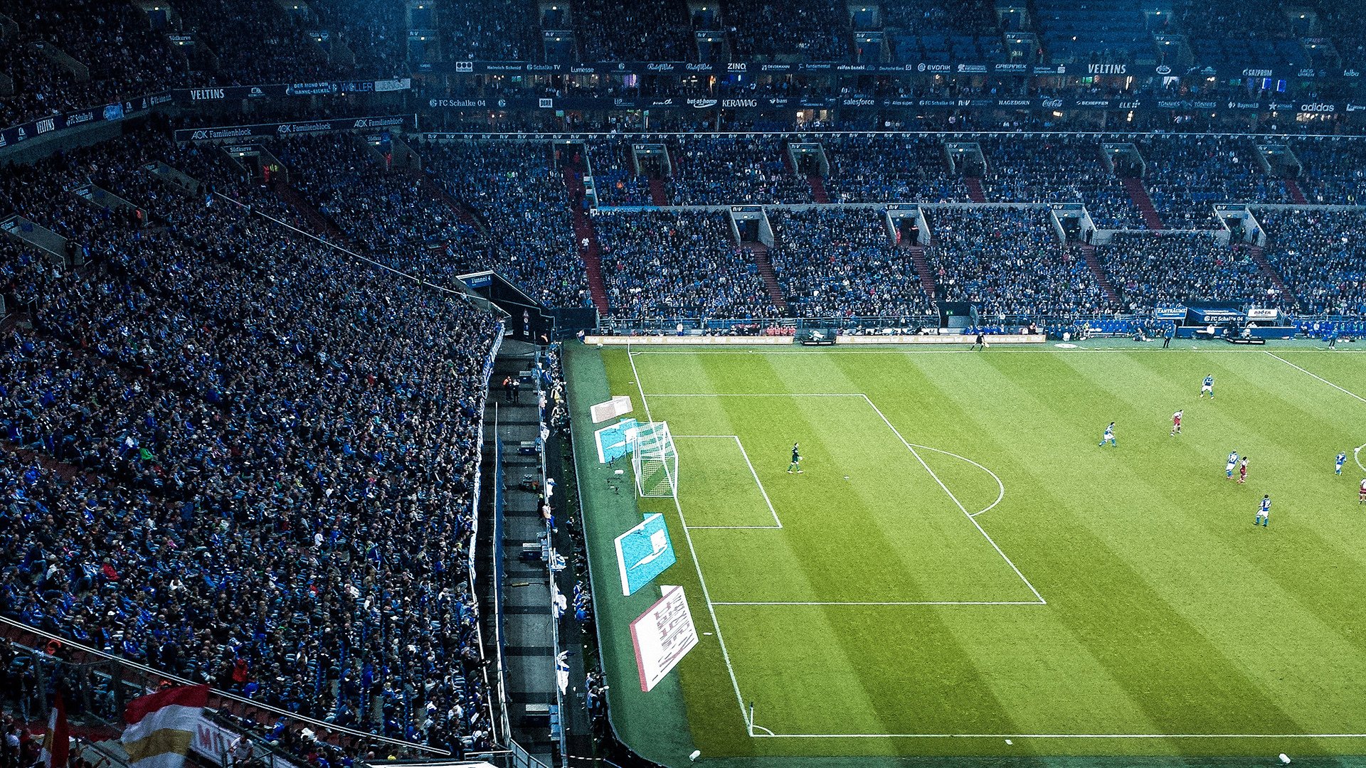 开云下载-车迷文化：不同国家的赛场习俗，赛车比赛叫啥