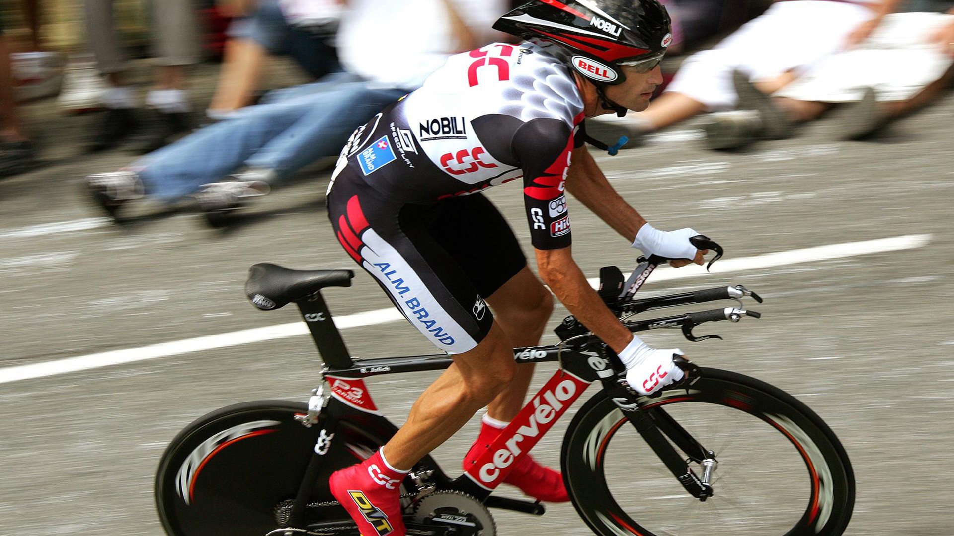 跨界融合——体育 + 科技的未来运动趋势,体育运动科技赋能存在的问题